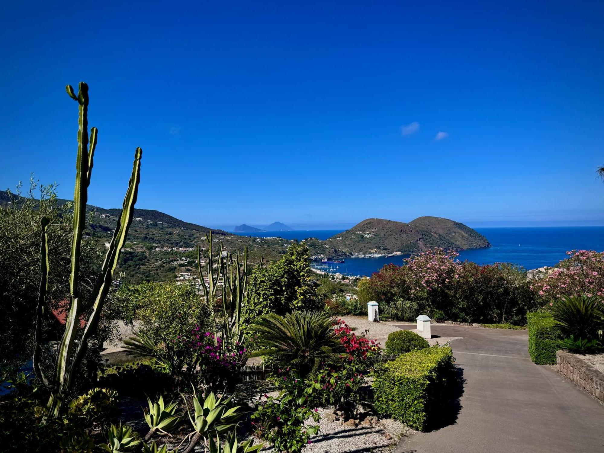 Villa 'A Pisa Lipari  Bagian luar foto