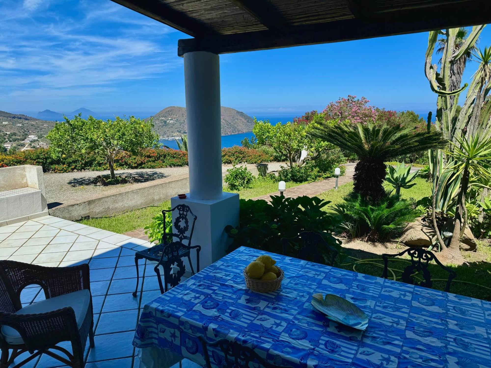 Villa 'A Pisa Lipari  Bagian luar foto
